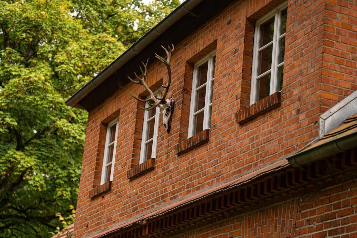 Wald- Und Seeidyll Im Historischen Forsthaus Нойруппін Екстер'єр фото
